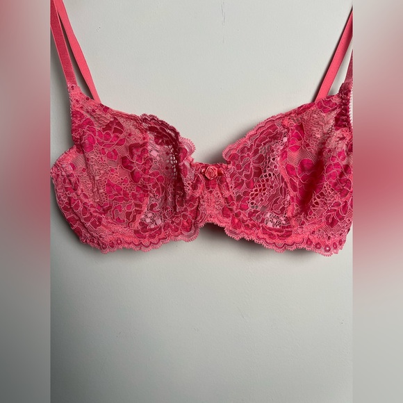 Victoria Secret Pink Lace Underwire Bra 34C - Picture 5 of 8